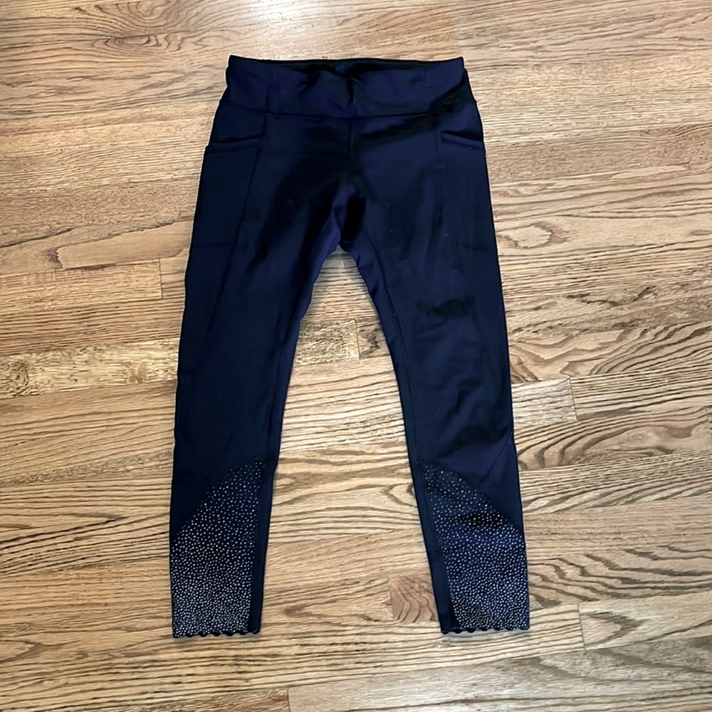 Lululemon Tight Stuff Tight II Crop Luxtreme Scallop Hem - Black -8